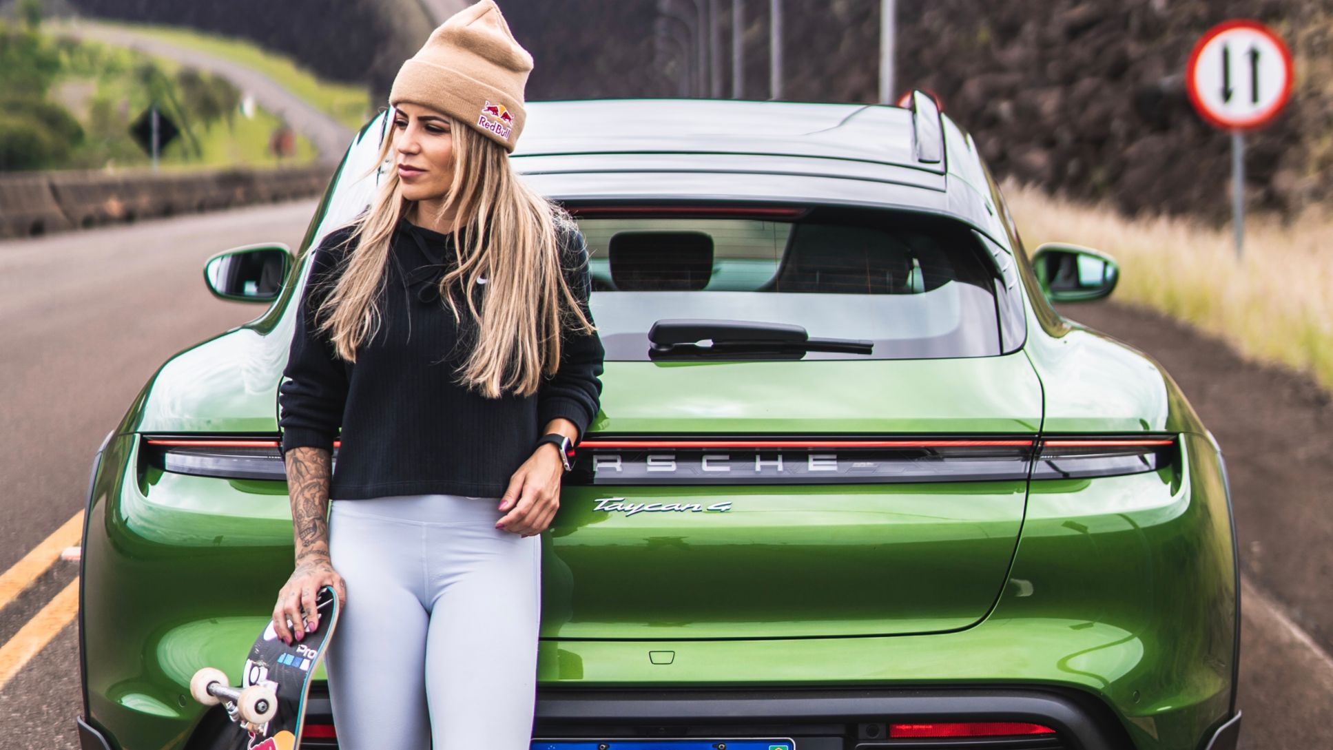 Porsche meets Brazil's extreme sports superstars - Porsche Newsroom CH